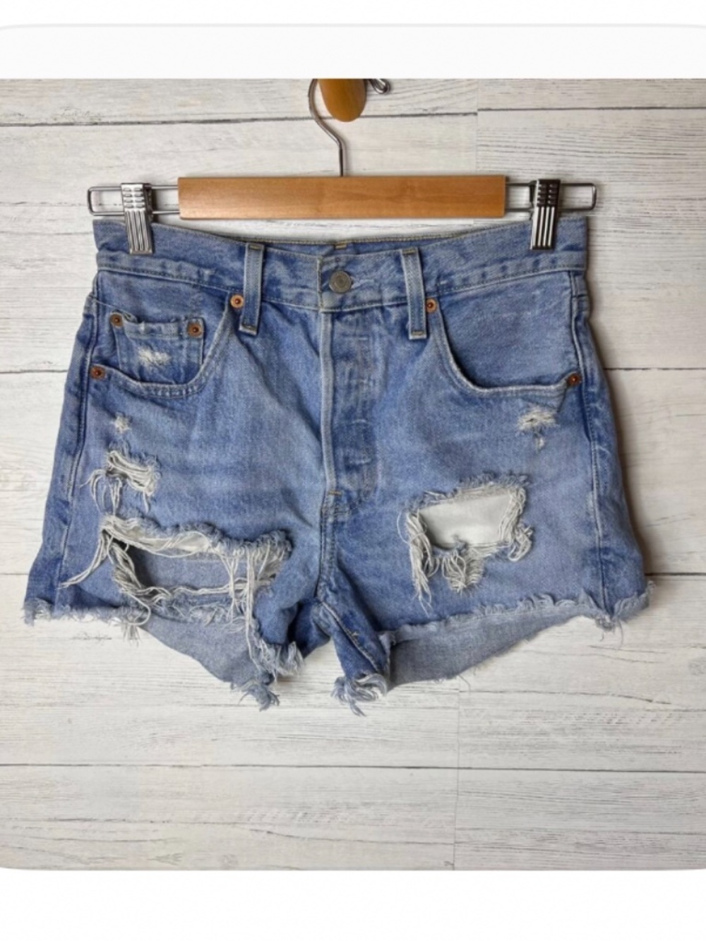 Levis Shorts Womens Size W25 Button Fly Cut Off 100% Cotton Distressed